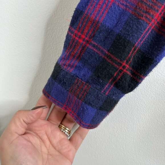 L.L.Bean Jacket Womens Small Purple Black Plaid Sherpa Lined Flannel Relaxed Fit - Picture 3 of 13